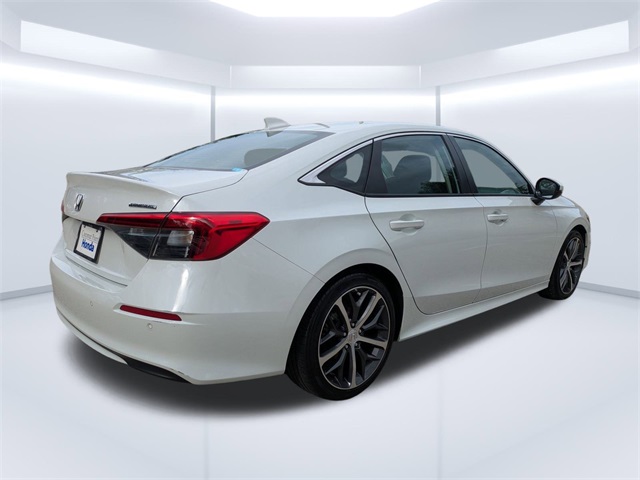 2022 Honda Civic Touring photo 4