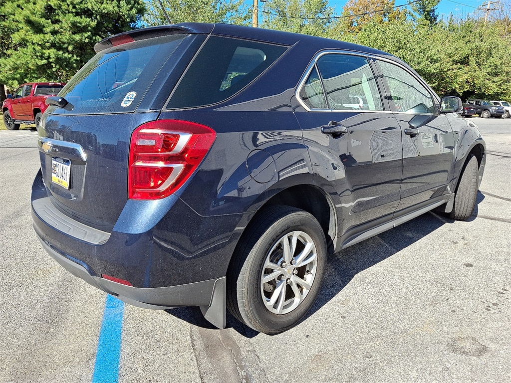 2017 Chevrolet Equinox LS photo 7