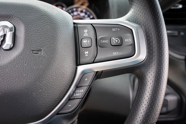 2025 Ram 2500 Tradesman photo 17