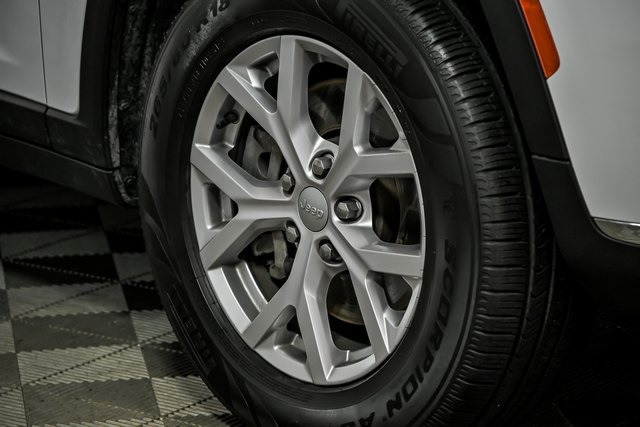 2021 Jeep Grand Cherokee Limited photo 3