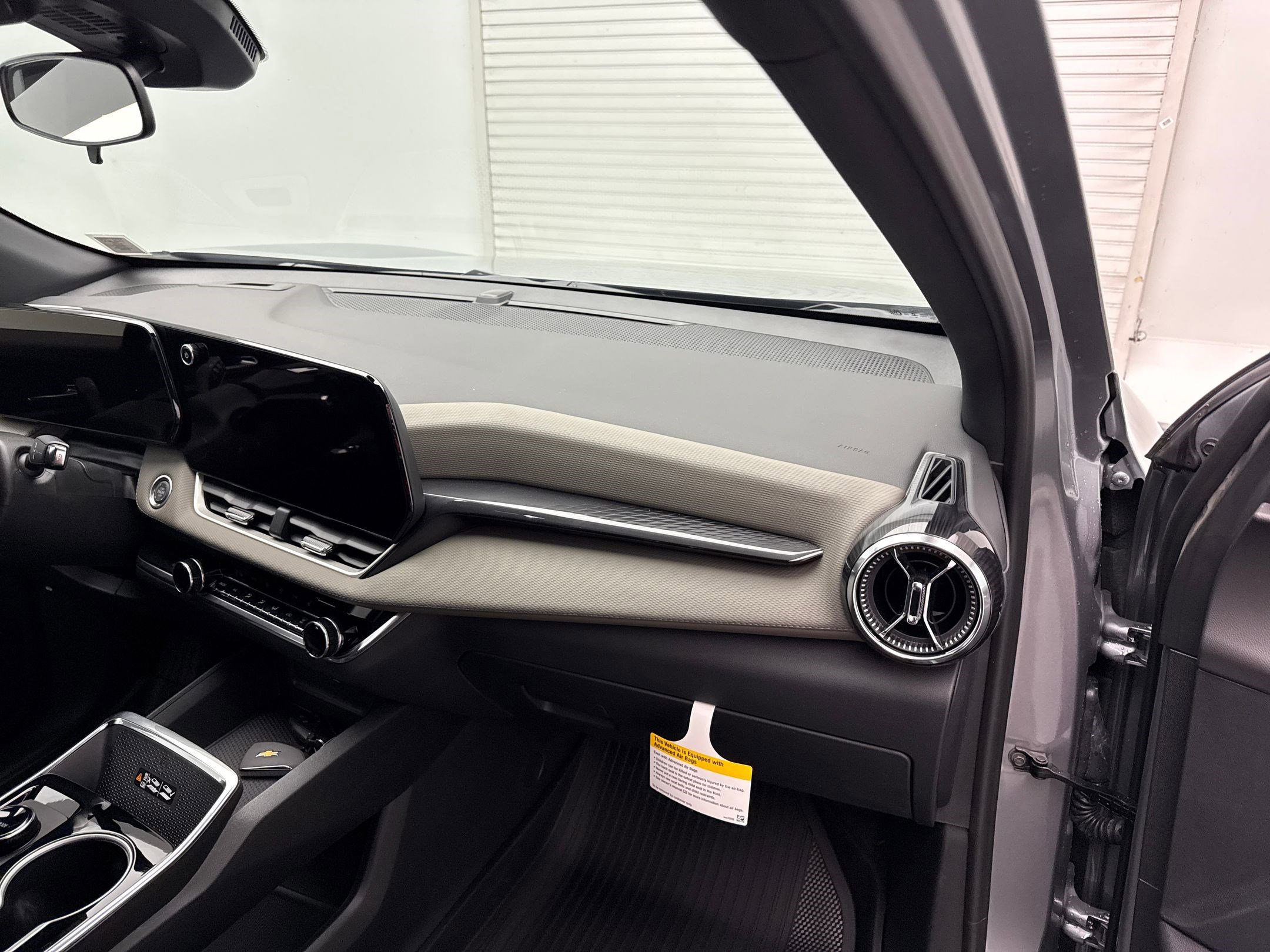2026 Chevrolet Equinox LT photo 24