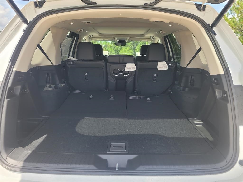 2025 Honda Pilot Touring photo 16