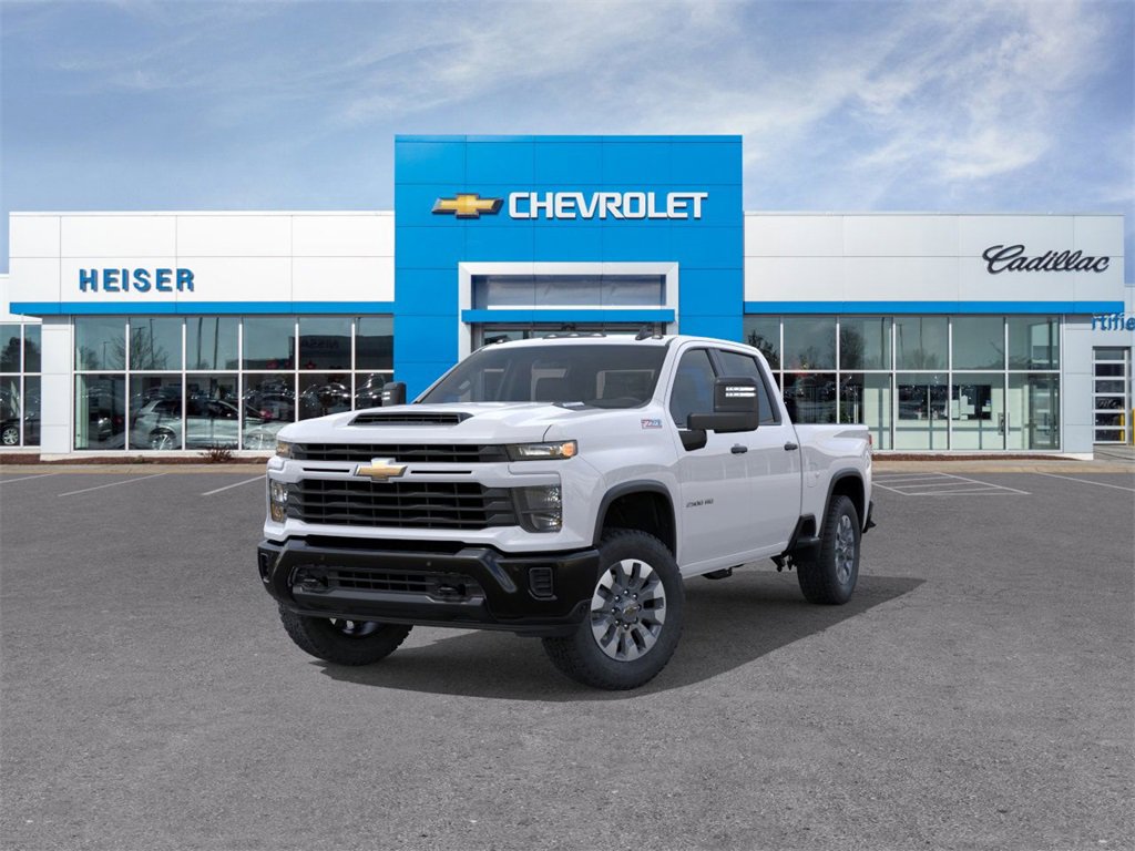 2025 Chevrolet Silverado 2500HD Custom photo 7