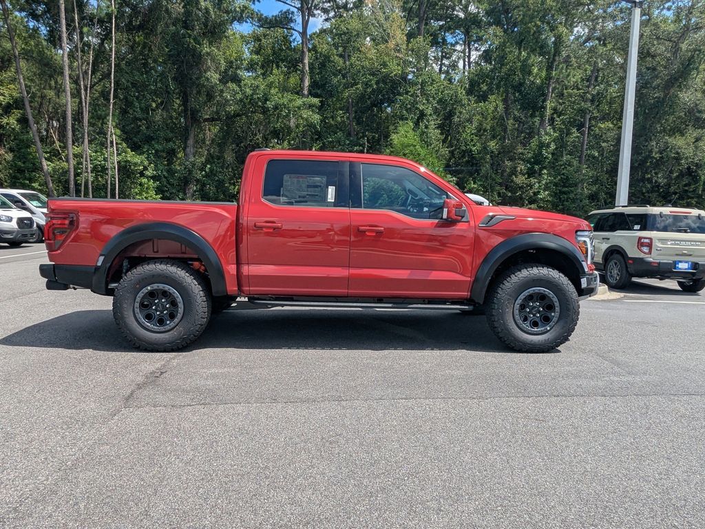 2025 Ford F-150 Raptor photo 3