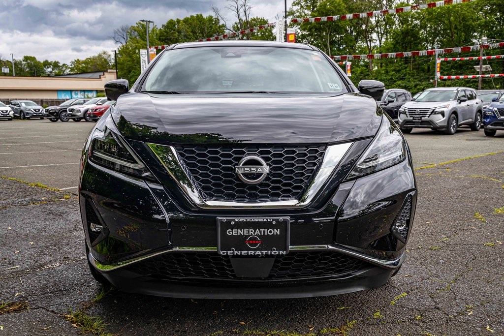 2024 Nissan Murano SL photo 2
