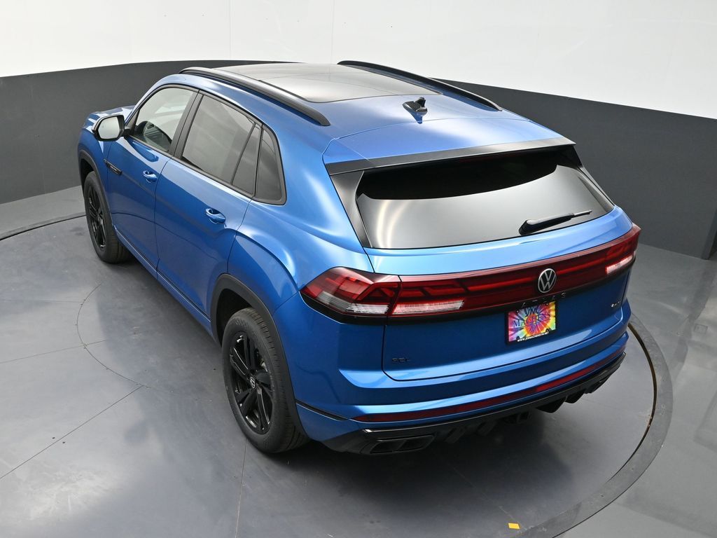 2025 Volkswagen Atlas Cross Sport SEL R-Line photo 11