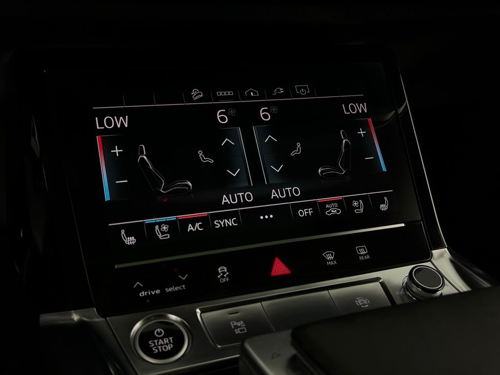 2024 Audi Q8 E-tron Premium Plus photo 18