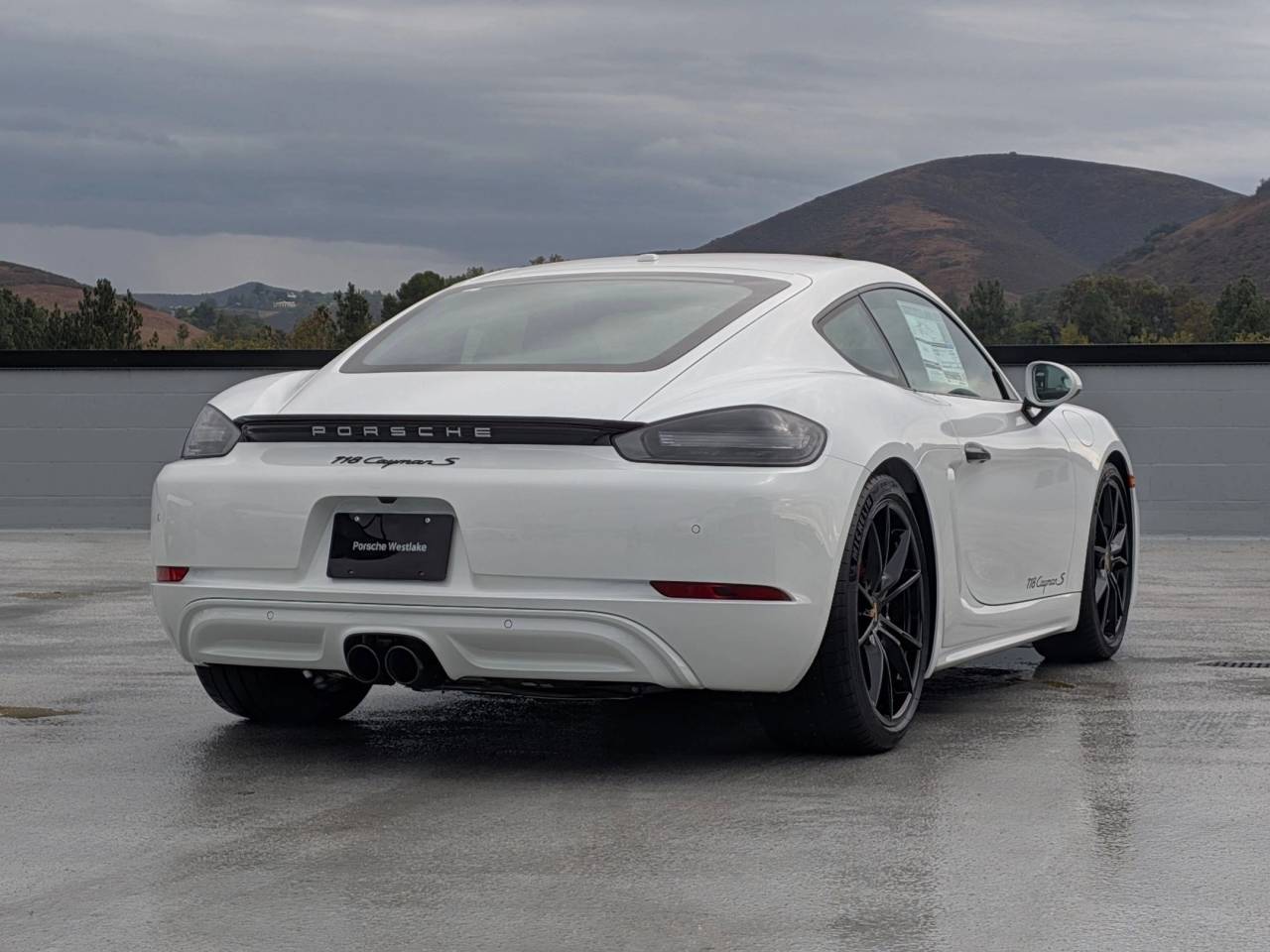2025 Porsche Cayman S photo 9