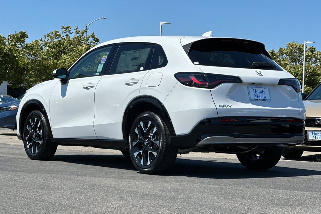 2026 Honda HR-V EX-L photo 2