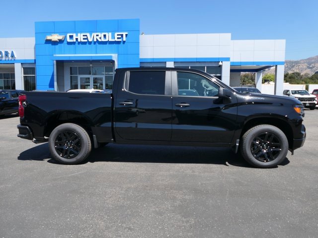 2026 Chevrolet Silverado 1500 Custom photo 2