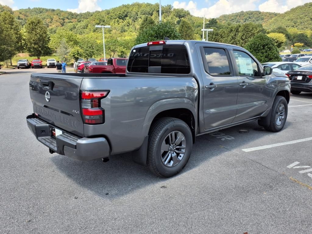 2025 Nissan Frontier SV photo 3