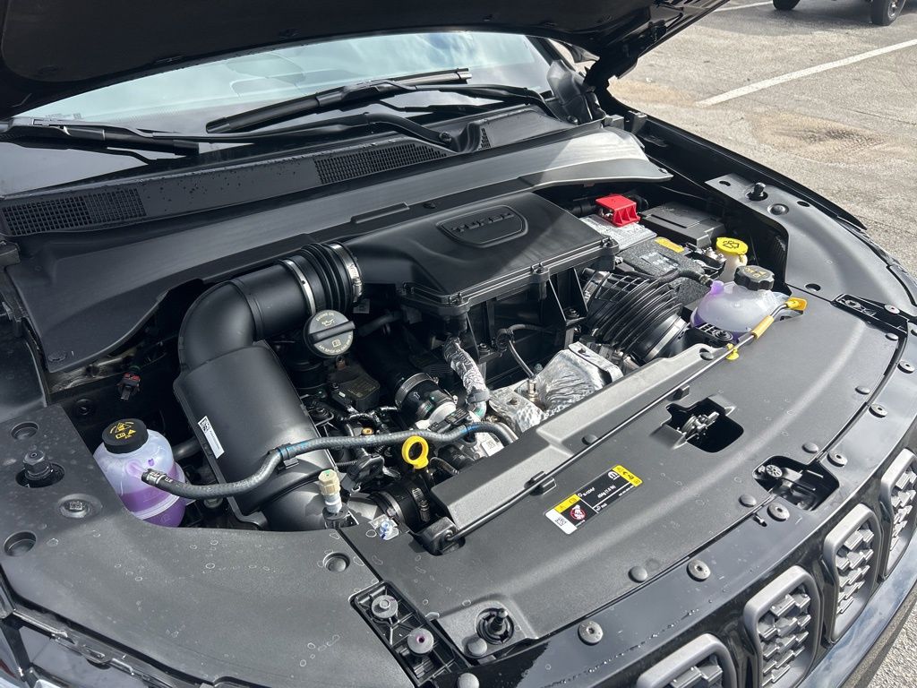 2025 Jeep Compass Latitude photo 14