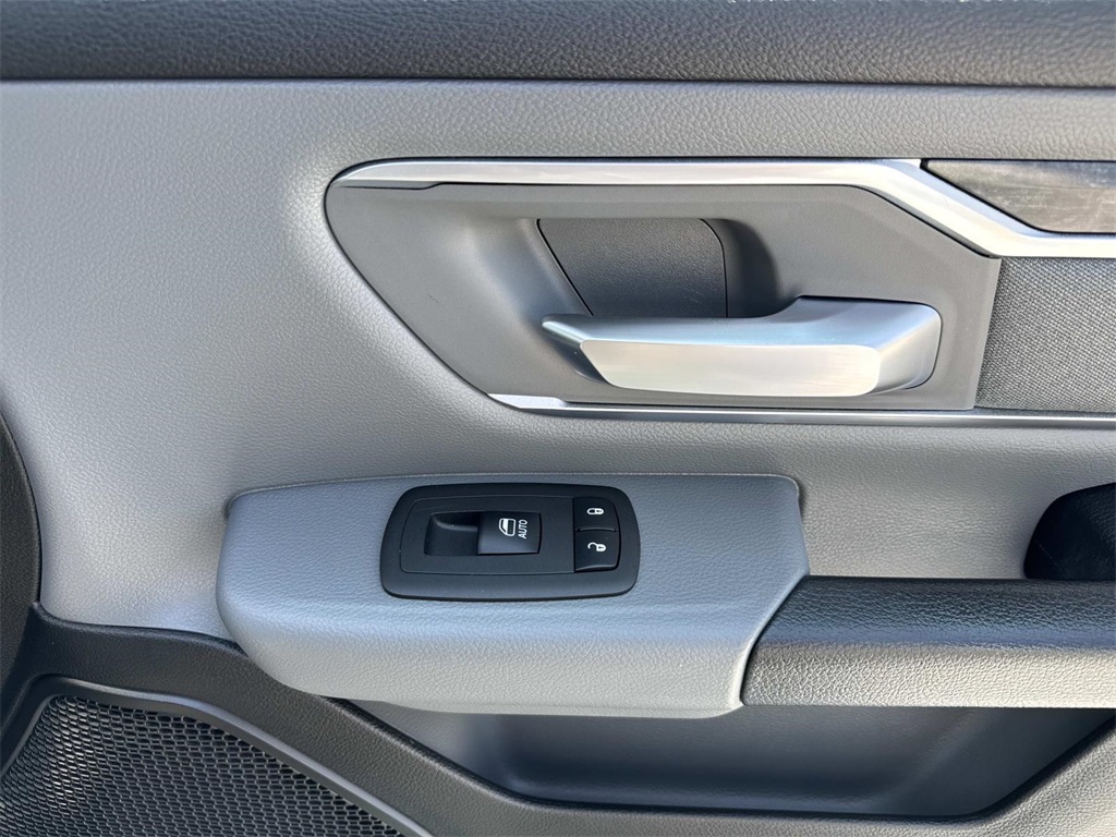 2019 Ram 1500 Big Horn Lone Star photo 12