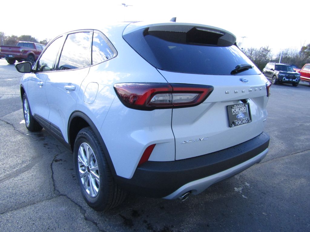 2026 Ford Escape Active photo 3