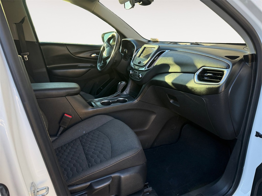 2020 Chevrolet Equinox LT photo 15