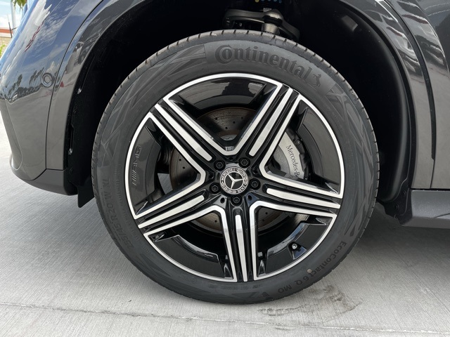 2026 Mercedes Benz GLC 300 4MATIC photo 5