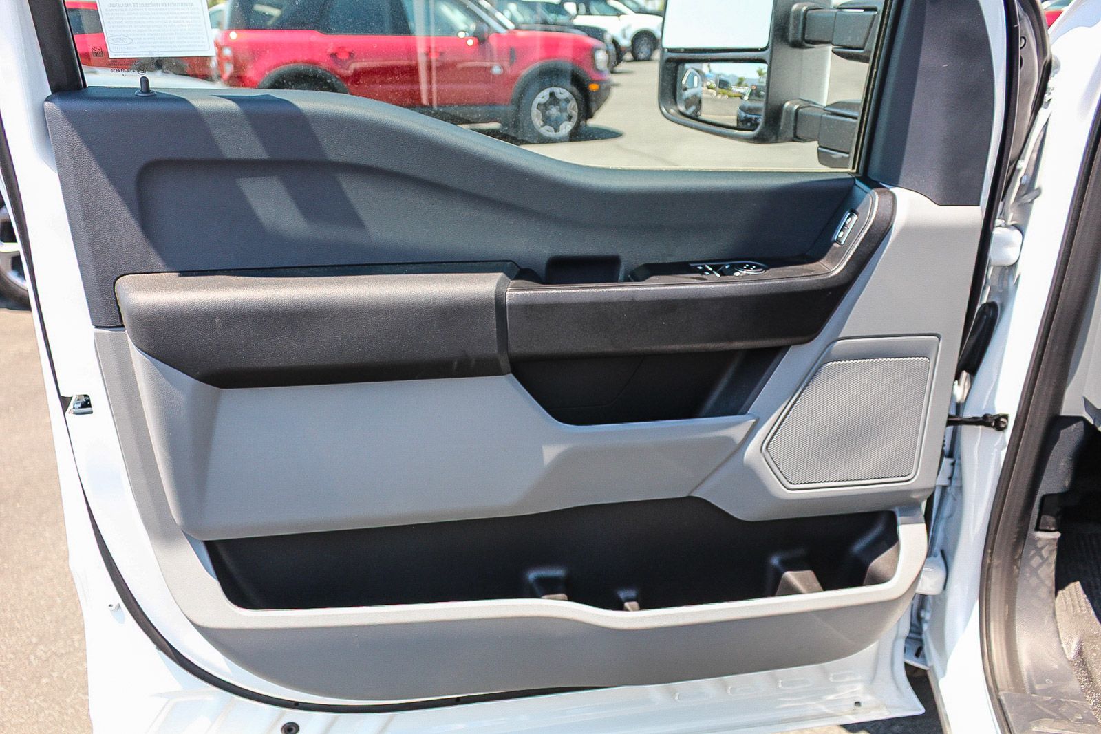 2025 Ford F-350 XL photo 19