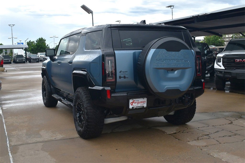 2024 Gmc Hummer EV SUV photo 2