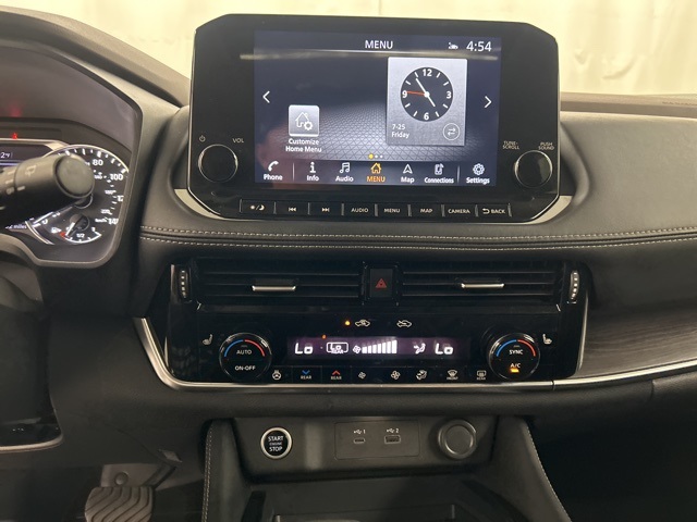 2021 Nissan Rogue SL photo 18