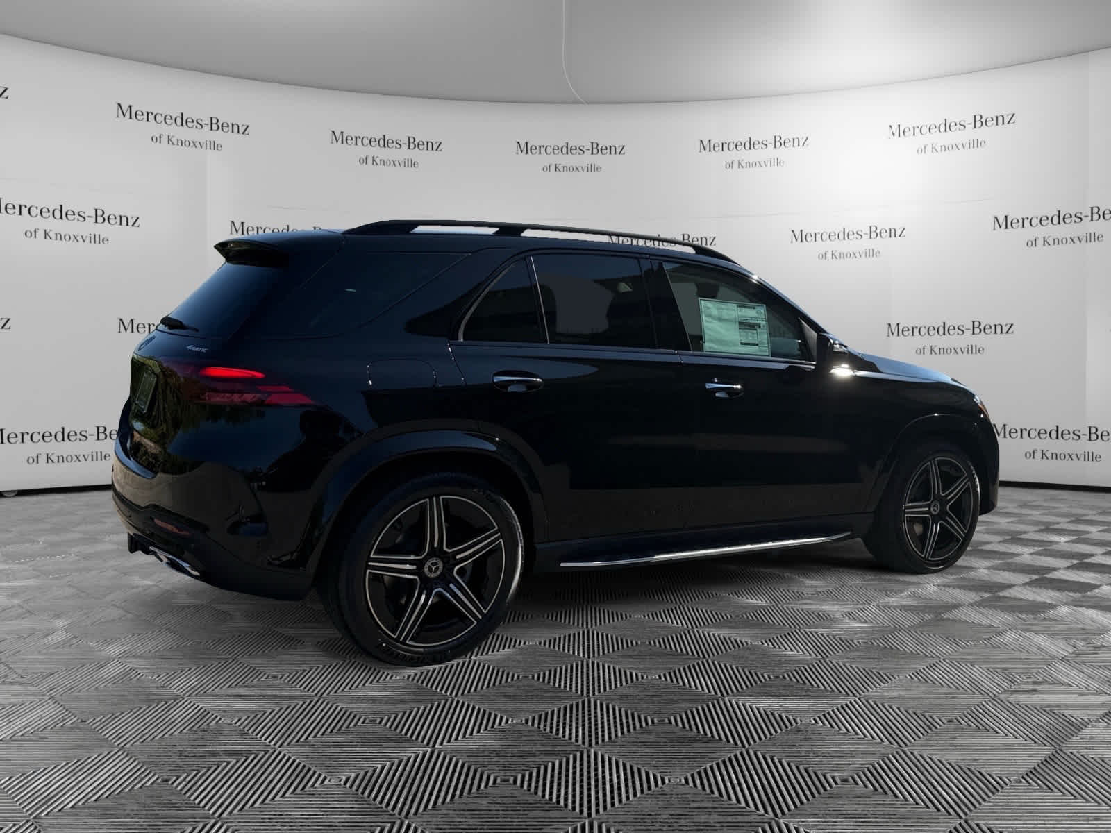 2026 Mercedes Benz GLE 450 4MATIC photo 4