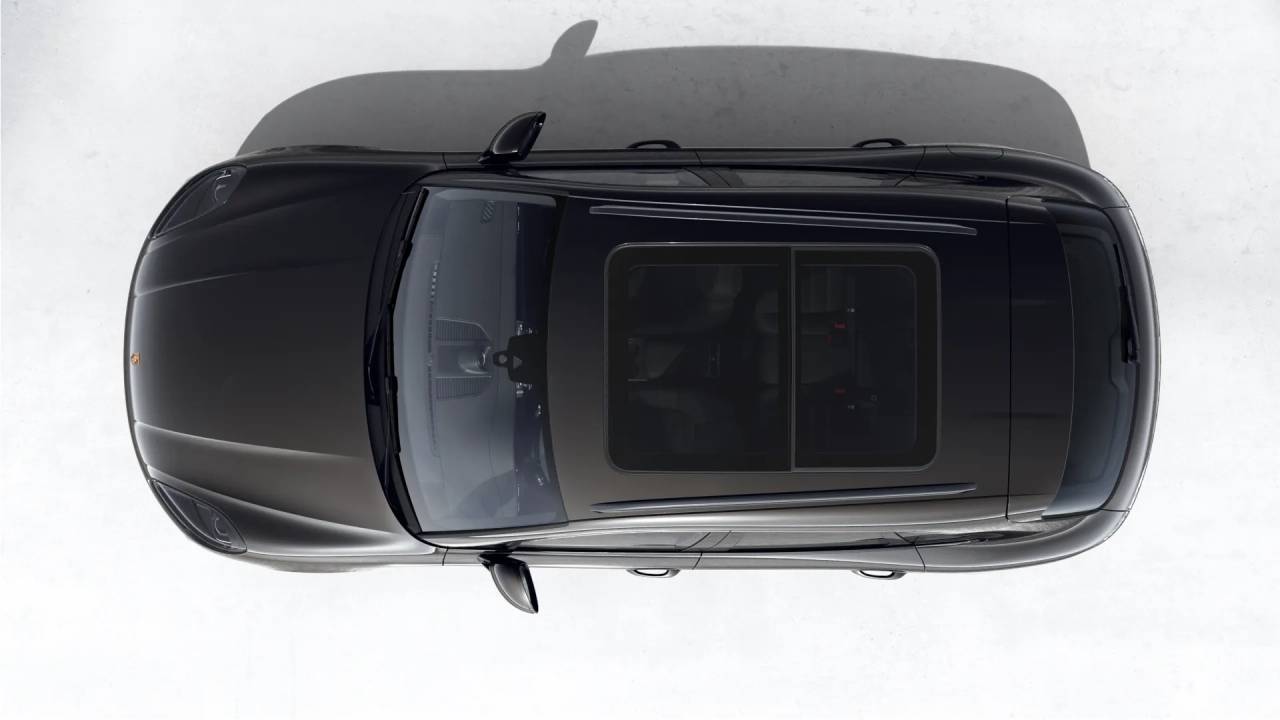 2026 Porsche Macan T photo 5