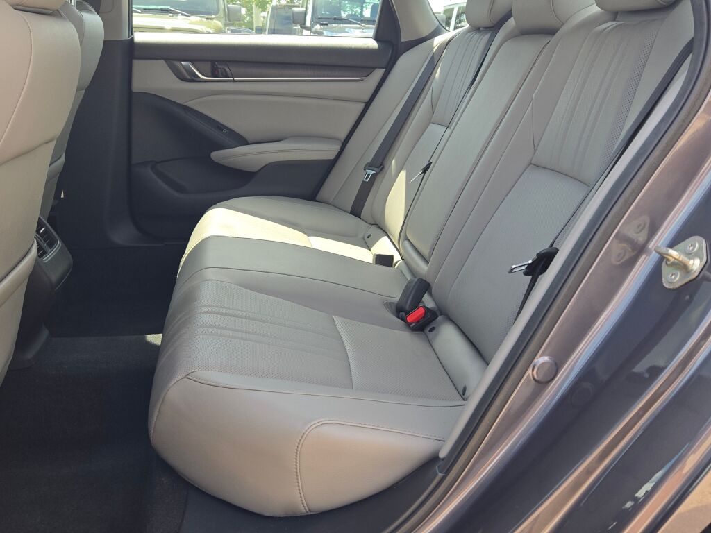 2019 Honda Accord EX-L photo 15