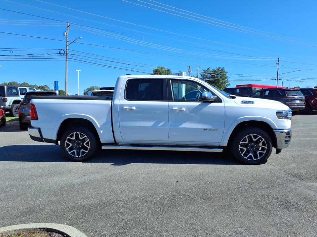 2025 Ram 1500 Laramie photo 3