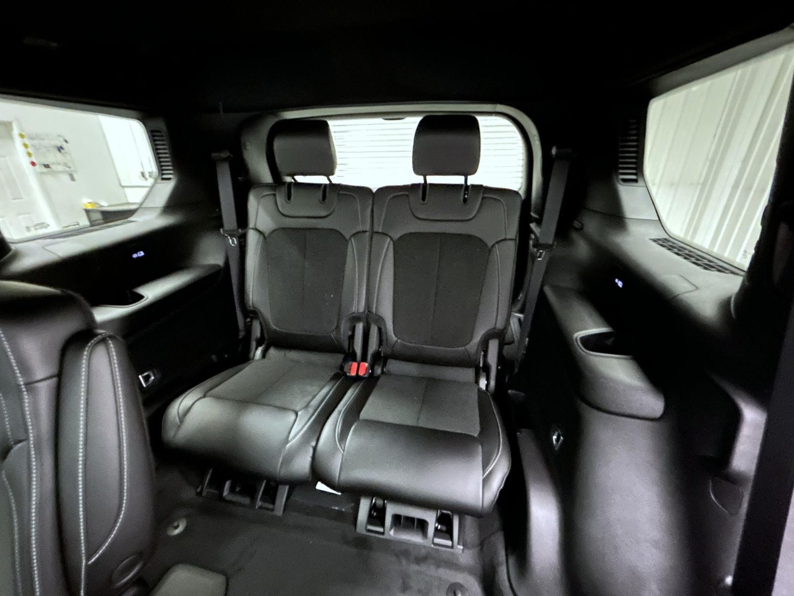 2025 Jeep Grand Cherokee Altitude X photo 12