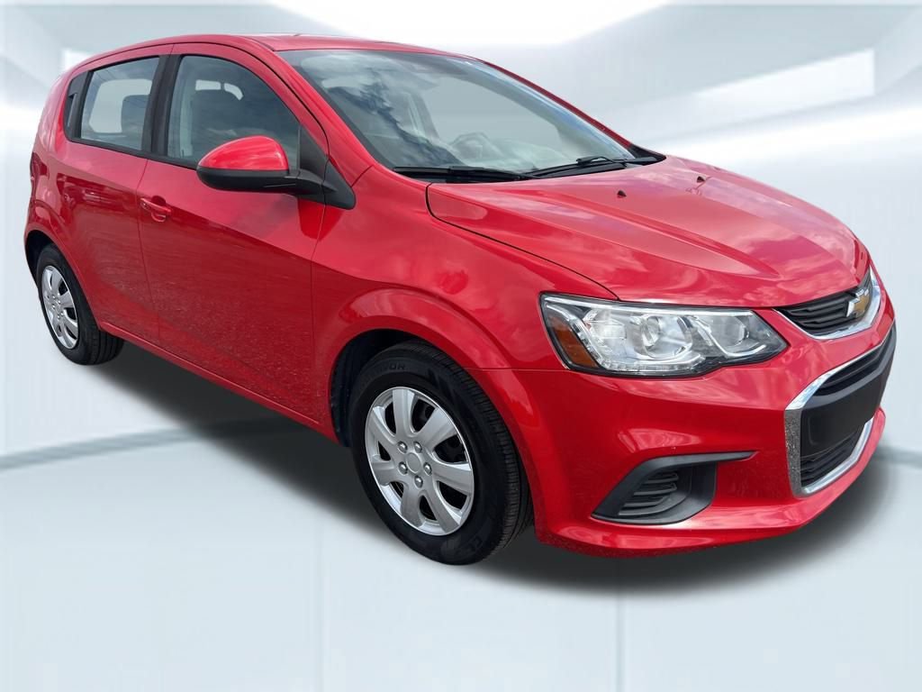 2020 Chevrolet Sonic LT photo 2