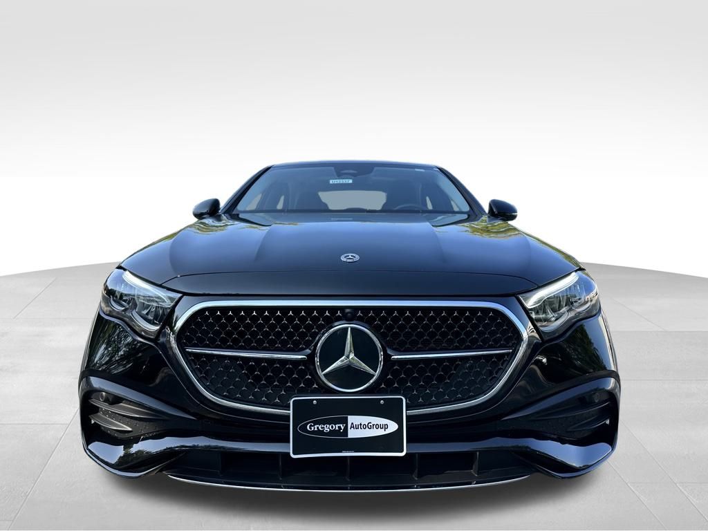 2025 Mercedes Benz E 350 4MATIC photo 2