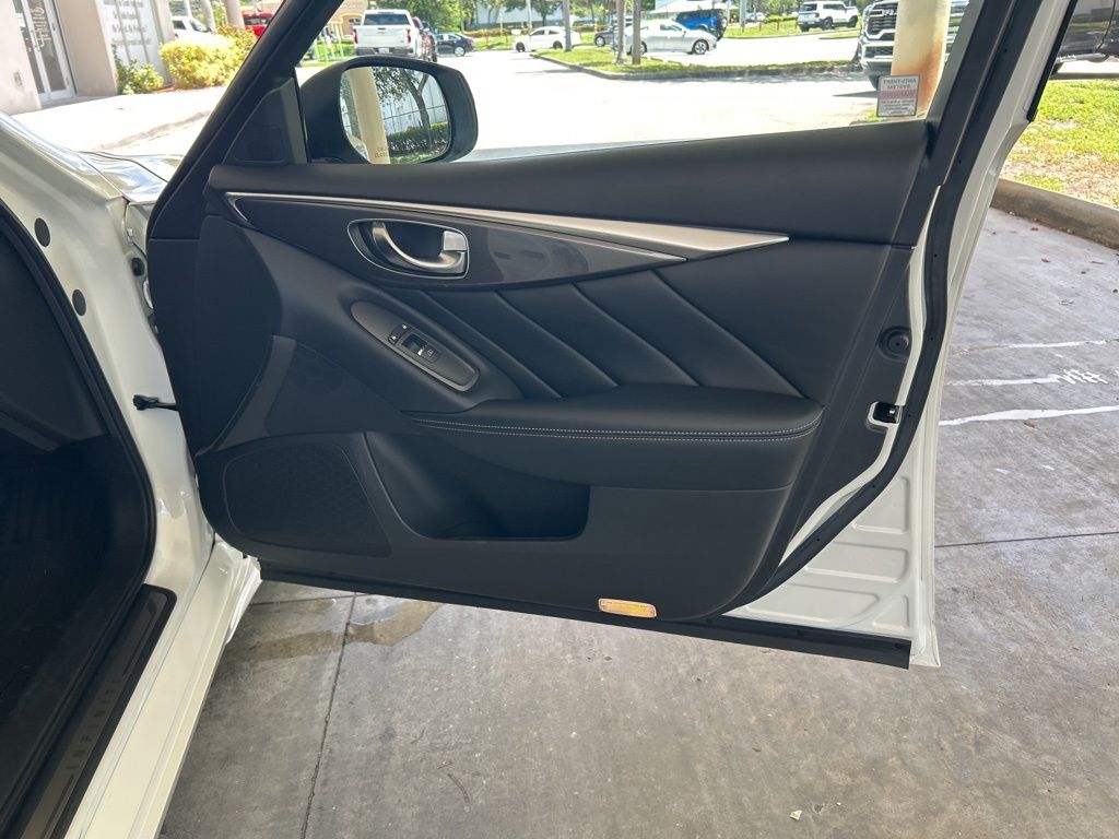 2021 Infiniti Q50 PURE AWD photo 27
