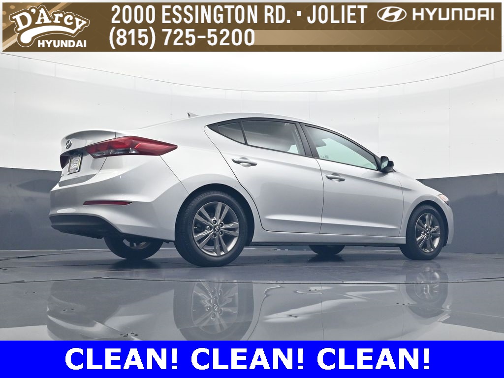 2018 Hyundai Elantra SEL photo 24