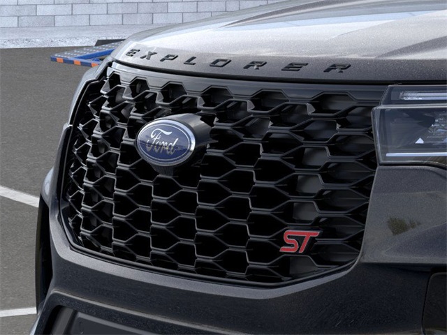 2025 Ford Explorer ST photo 14