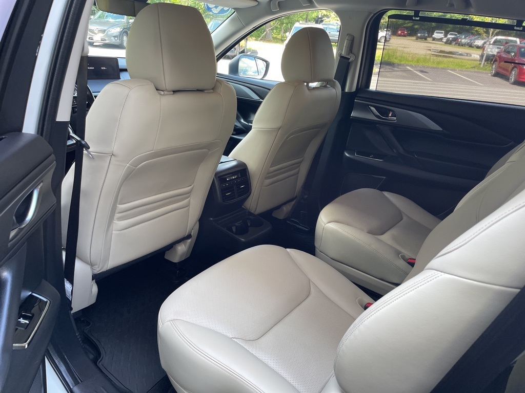 2022 Mazda CX-9 Touring photo 9