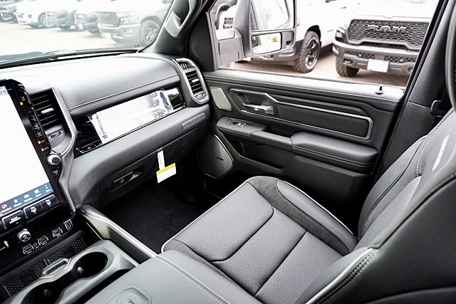 New 2026 Bright White Clear-Coat Exterior Paint RAM Laramie image 27