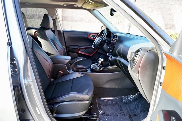 Used 2023 Gray Kia GT-Line image 10