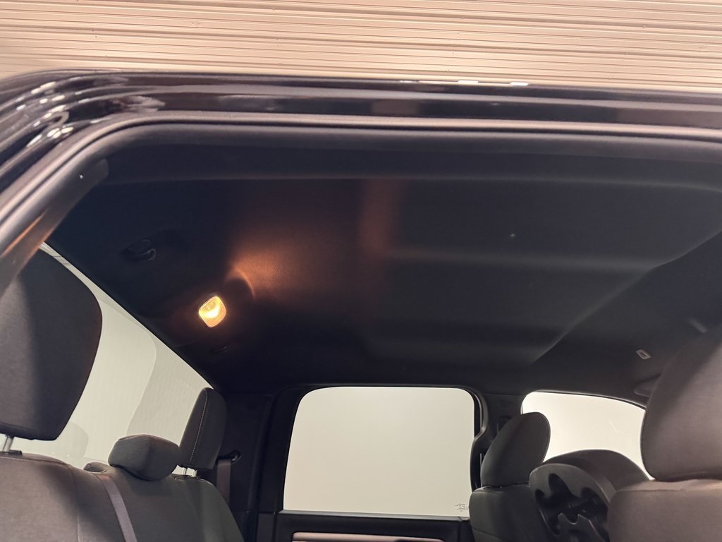 2022 Ram 1500 Classic Warlock photo 13