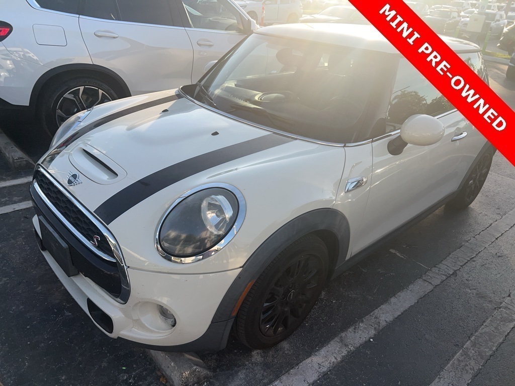 2019 MINI Hardtop 2 Door S's photo