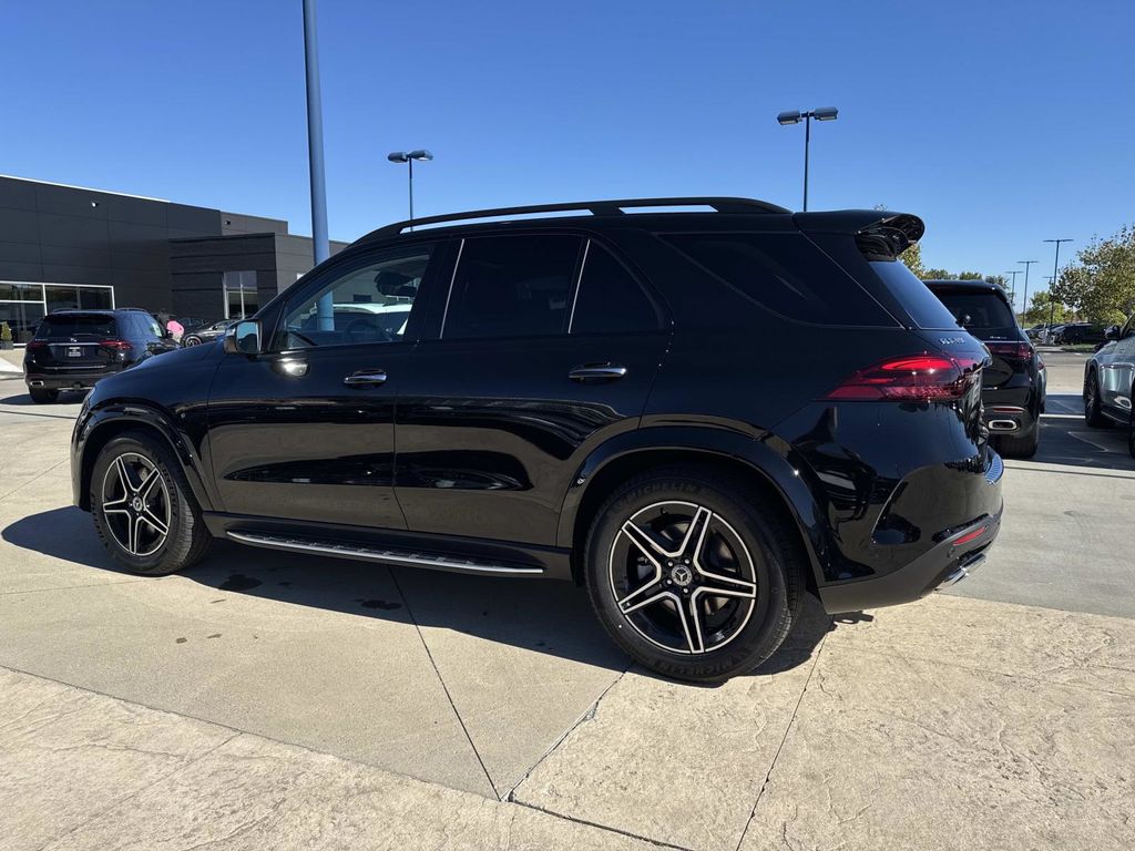 2026 Mercedes Benz GLE 350 4MATIC photo 3