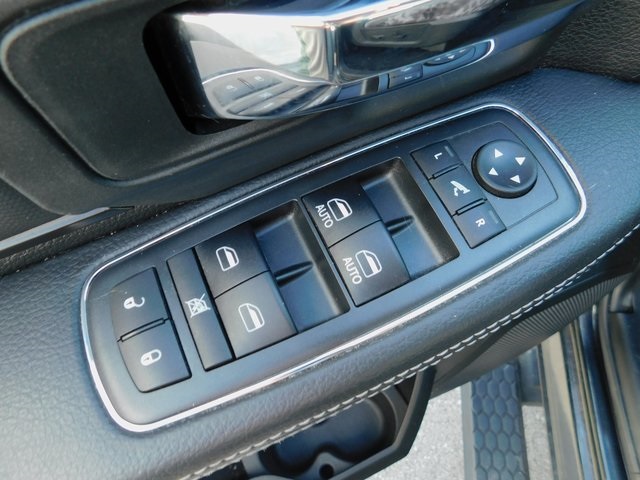2018 Ram 1500 Rebel photo 19