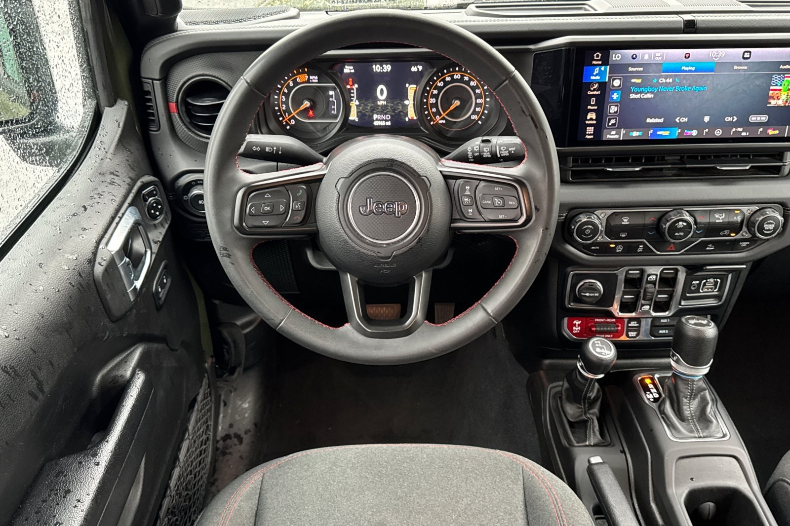 2024 Jeep Wrangler Rubicon photo 14