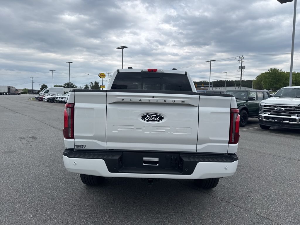 2025 Ford F-150 Platinum photo 4