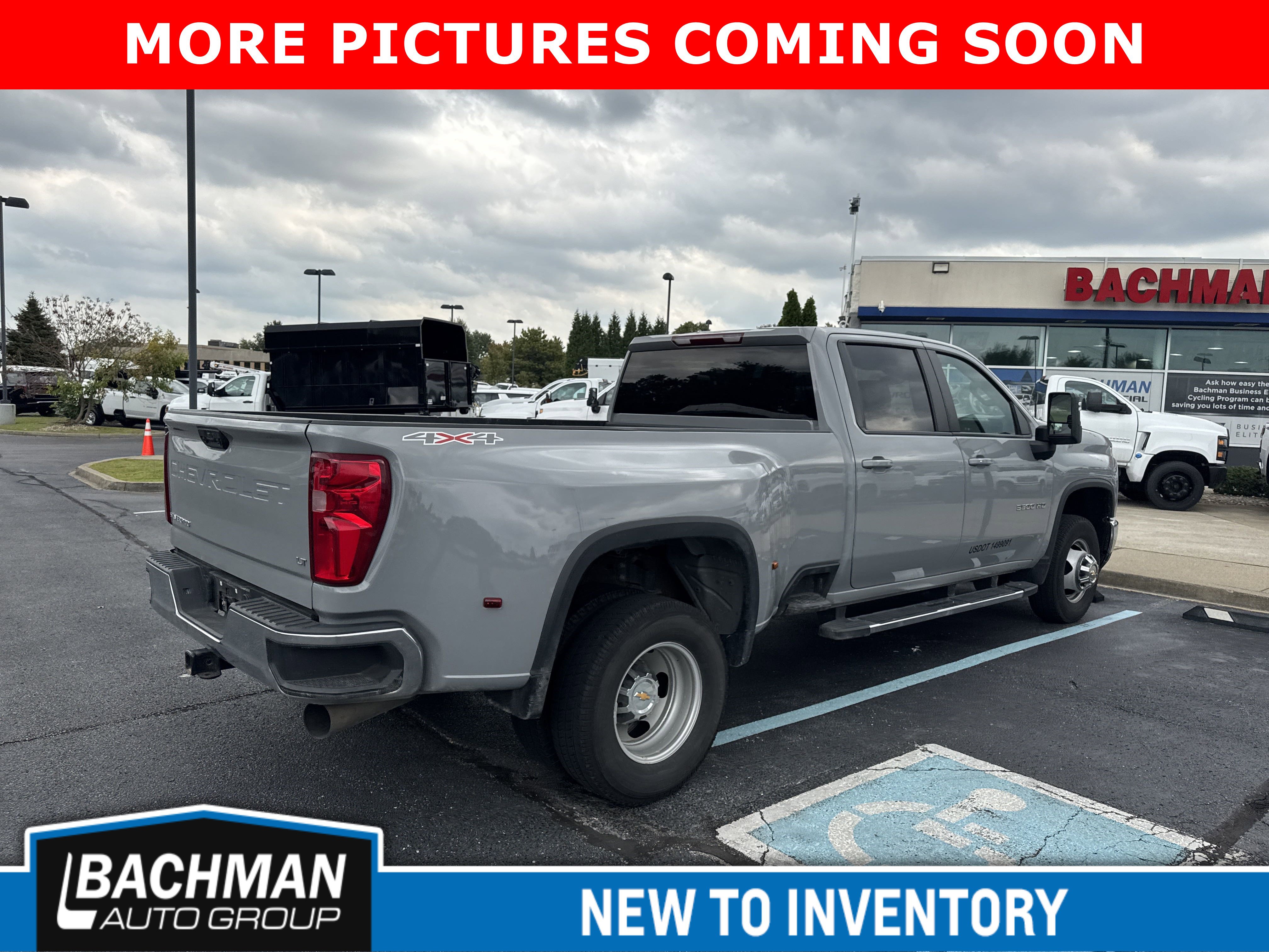 2024 Chevrolet Silverado 3500HD LT photo 2