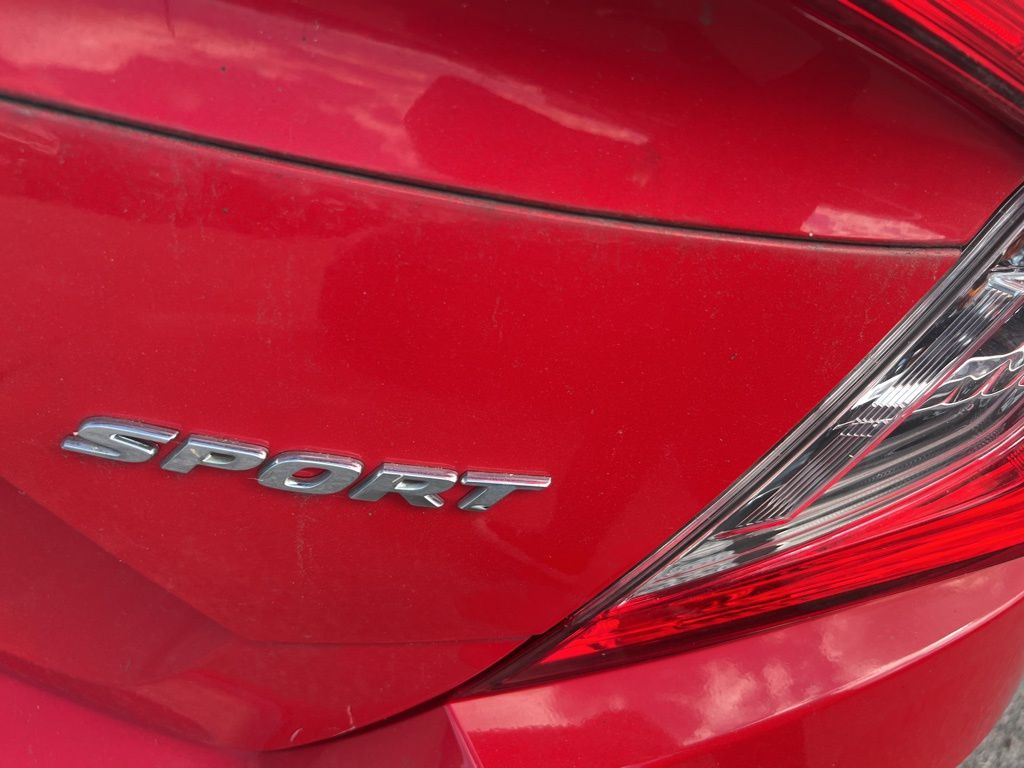 2019 Honda Civic Sport photo 22