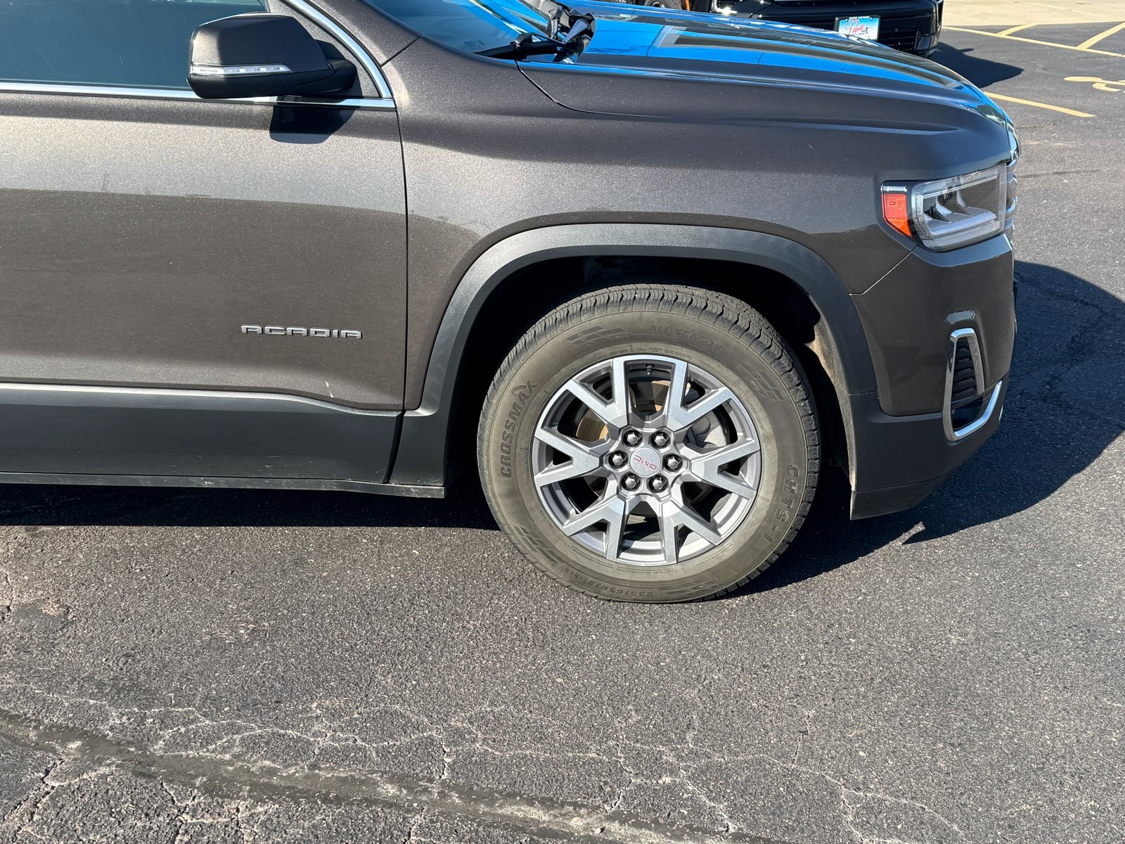 Used 2020 GMC Acadia SLT with VIN 1GKKNULS7LZ129534 for sale in Luverne, Minnesota