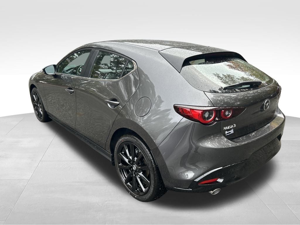 2026 Mazda Mazda3 Hatchback 2.5 Select Sport photo 2
