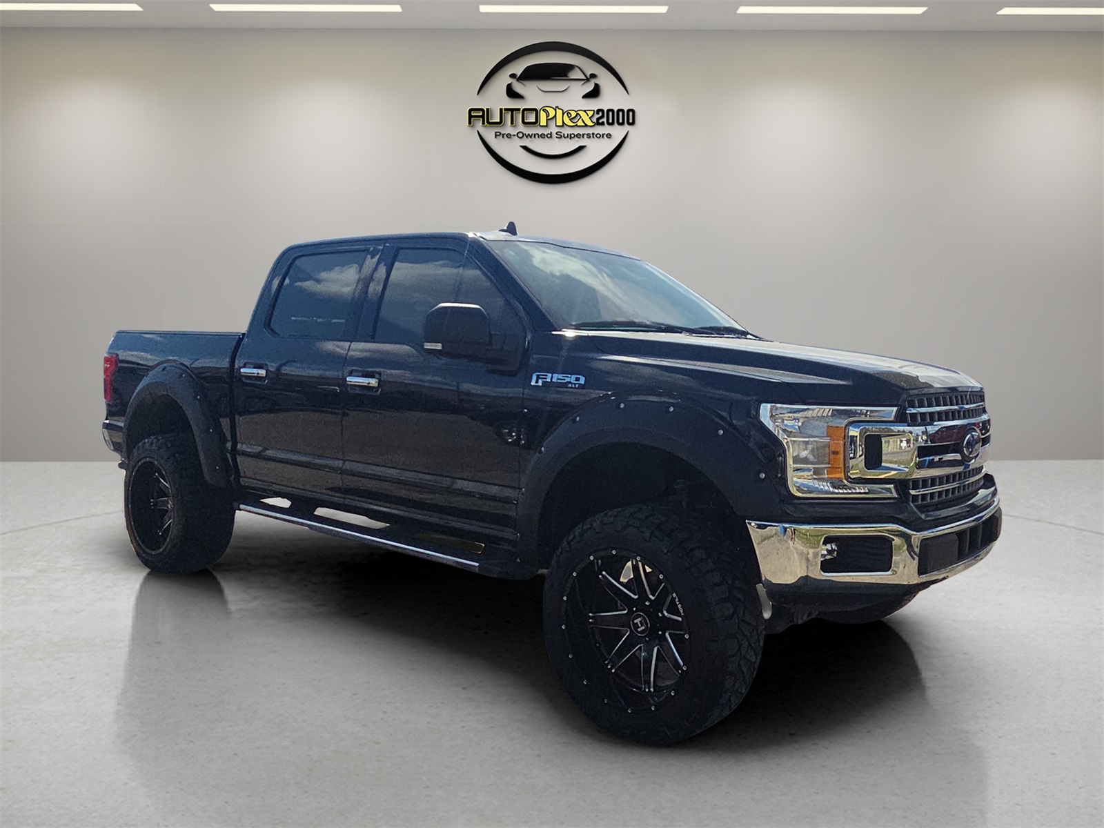 2020 Ford F-150 XLT's photo