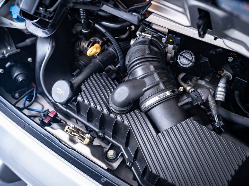 2004 Porsche 911 4S photo 24