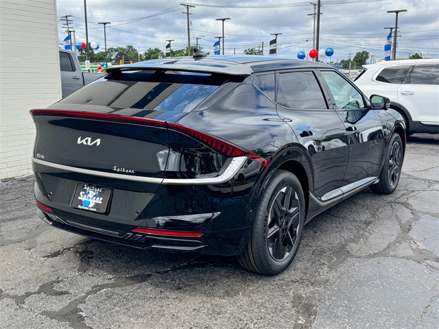 2025 Kia EV6 Wind photo 4