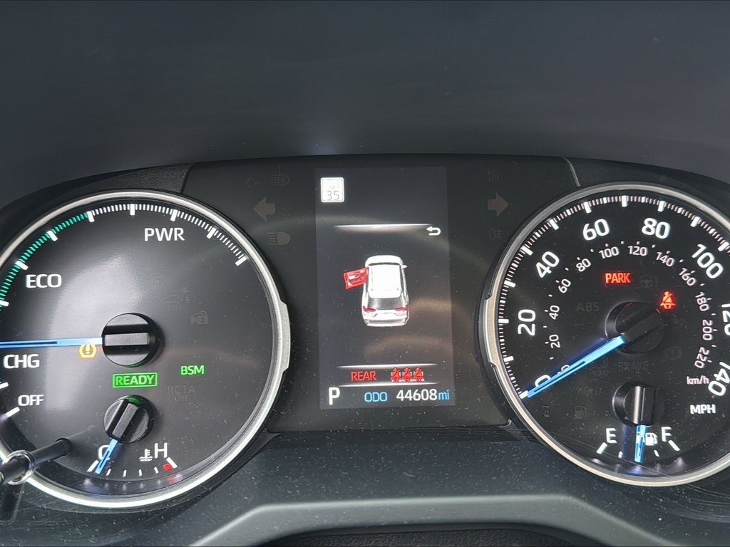 2022 Toyota RAV4 Hybrid SE photo 2